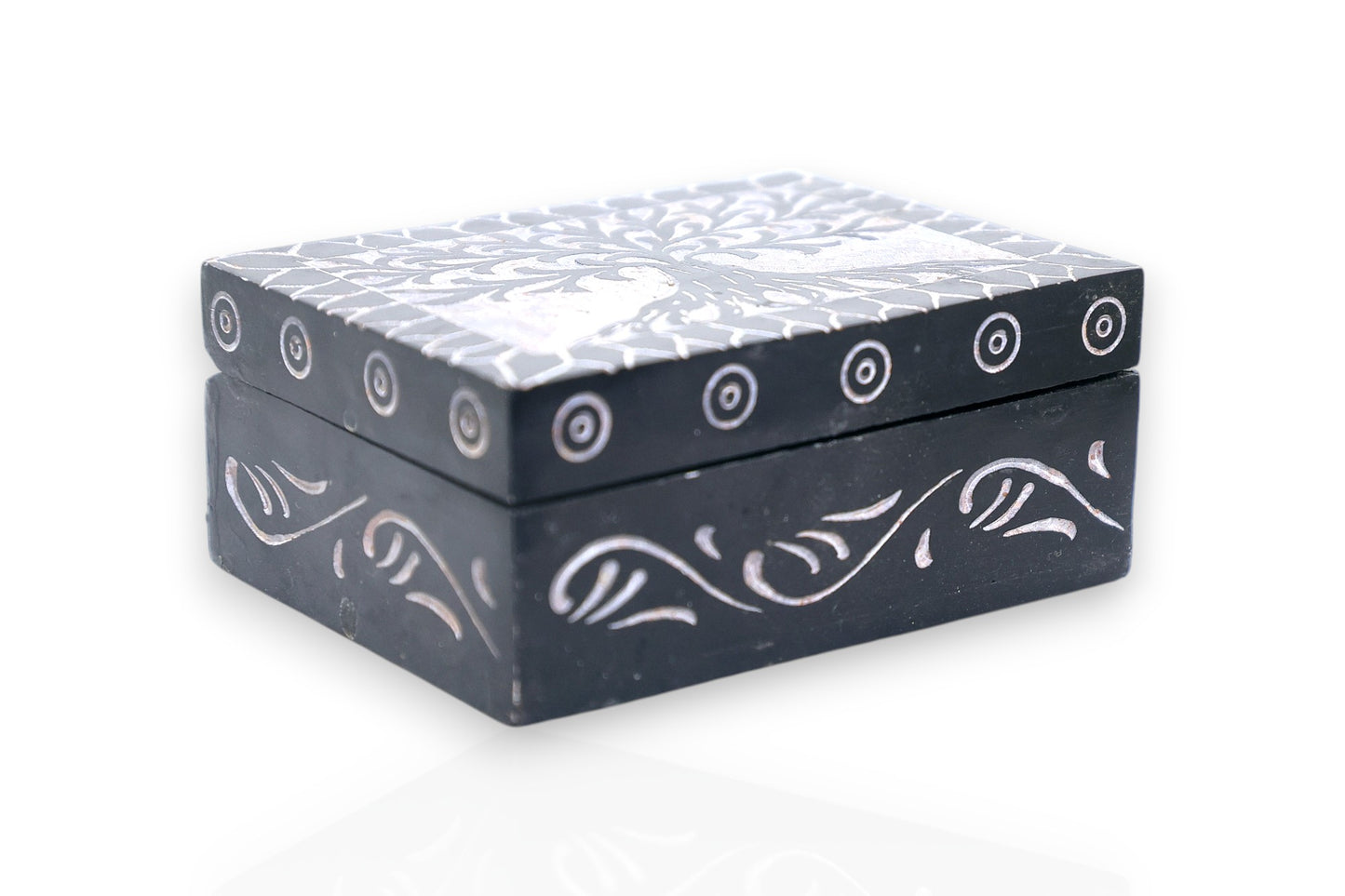 black stone jewelry box  Luxury hand crafted handicraft items Global Japan Korea Dubai Singapore Europe UK London United kingdom United states of America UAE USA