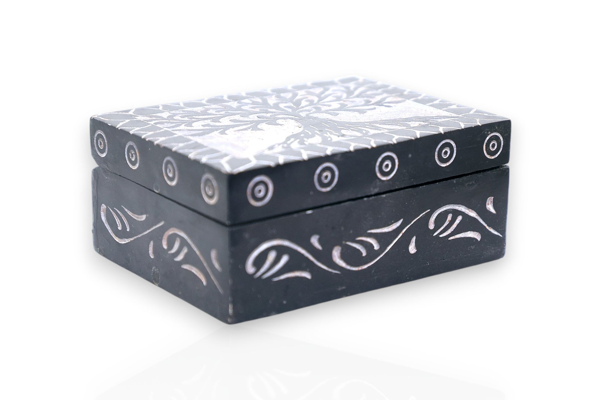 black stone jewelry box  Luxury hand crafted handicraft items Global Japan Korea Dubai Singapore Europe UK London United kingdom United states of America UAE USA