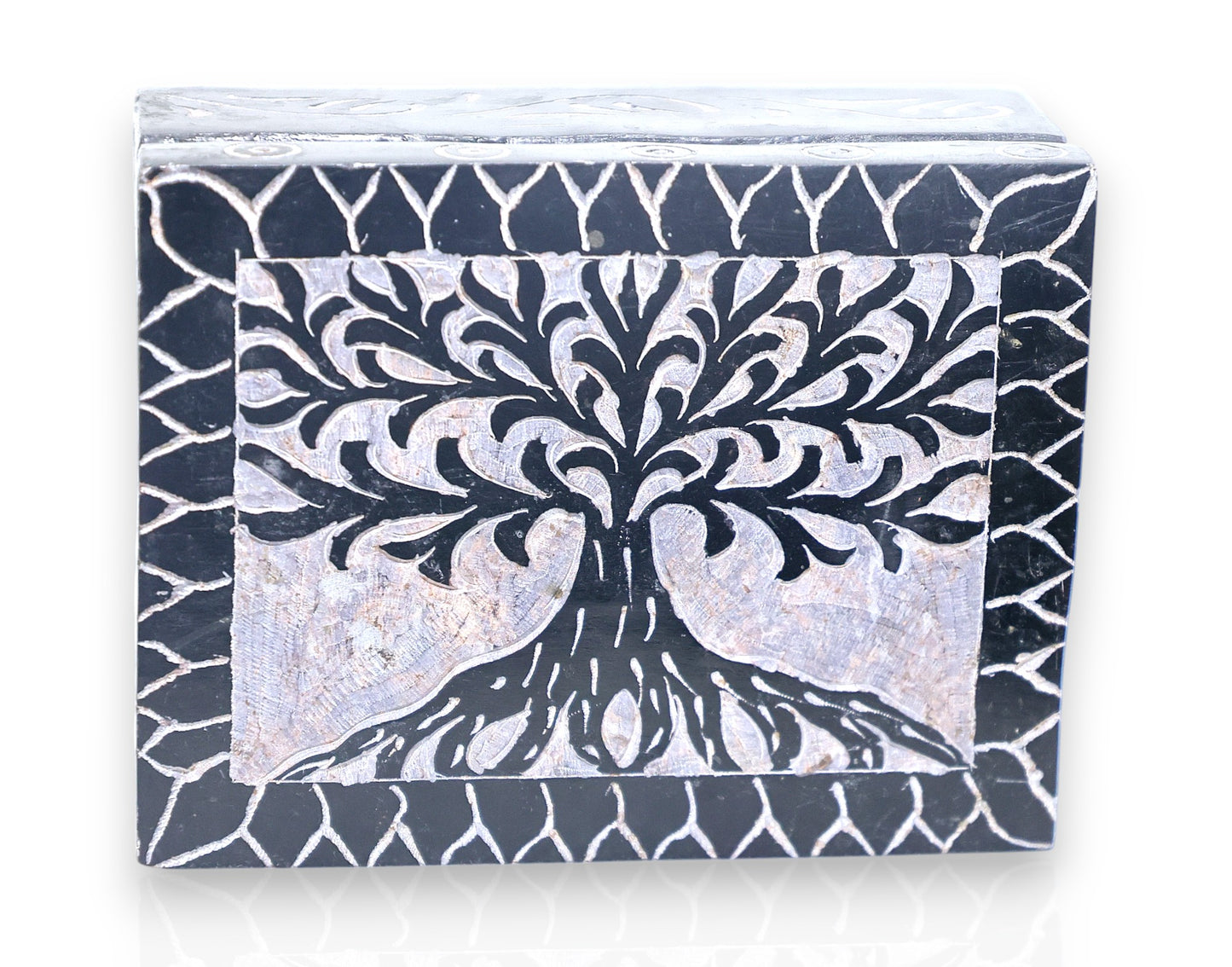 black stone jewelry box  Luxury hand crafted handicraft items Global Japan Korea Dubai Singapore Europe UK London United kingdom United states of America UAE USA