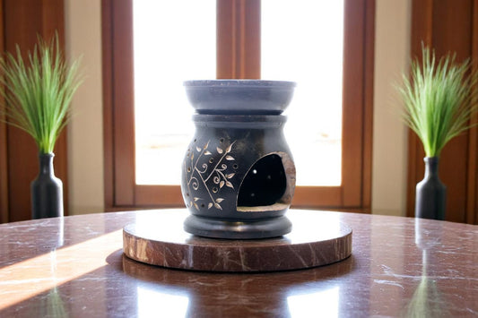 Handcrafted black stone fume / Oil burner